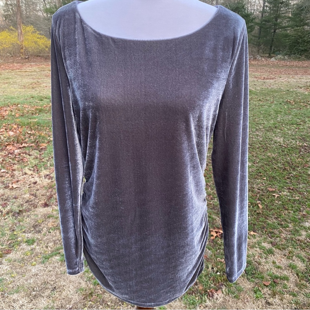 SOFT SURROUNDINGS TOP BLOUSE TUNIC GRAY VELOUR LONG SLEEVE BOAT NECK M fit No sz